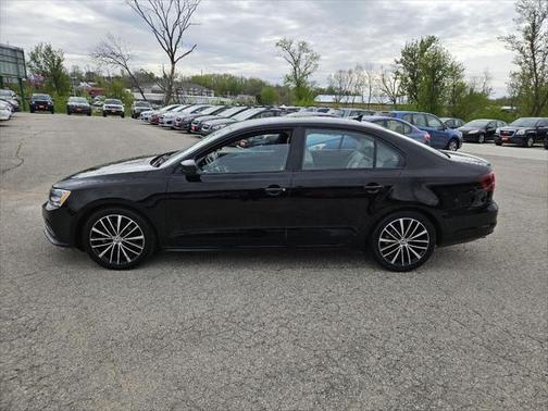 2016 Volkswagen Jetta 1.8T Sport