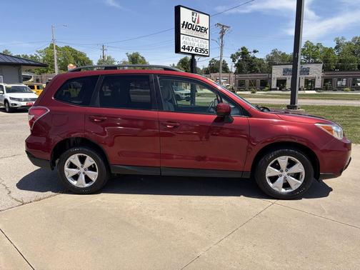 Venetian Red Pearl 2014 Subaru Forester 2.5i Premium