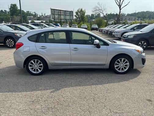 2014 Subaru Impreza 2.0i Premium