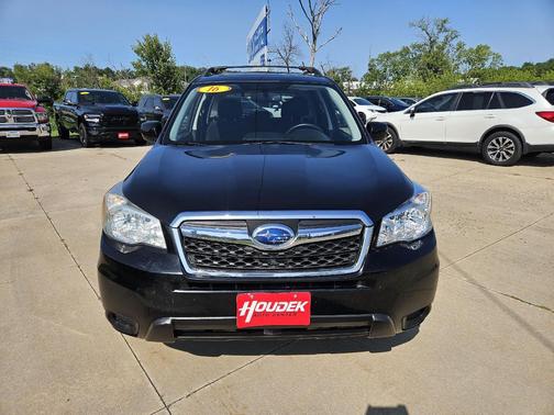 Crystal Black Silica 2016 Subaru Forester 2.5i Premium