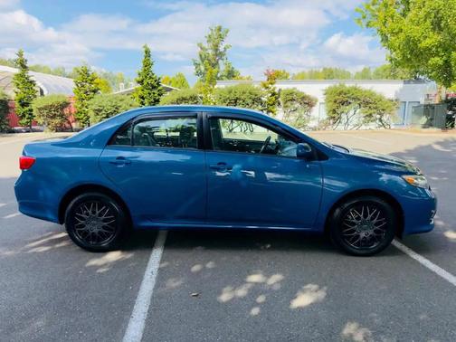 Blue Streak Metallic 2010 Toyota Corolla XLE