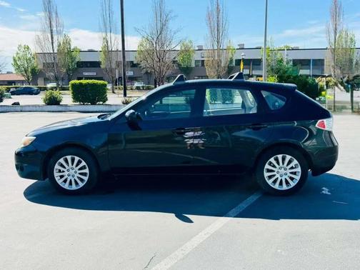 Obsidian Black Pearl 2011 Subaru Impreza 2.5 i Premium