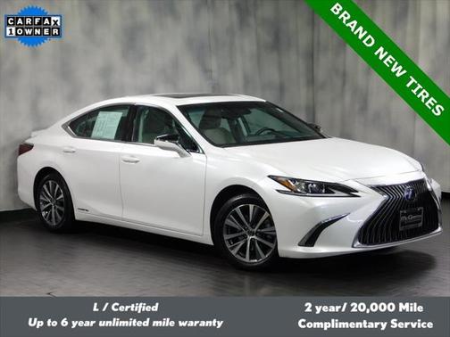 2021 Lexus ES 300h Base