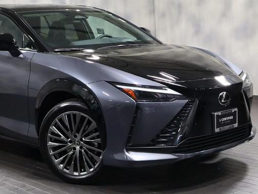2023 Lexus RZ 450e Luxury