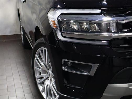 AGATE BLACK METALLIC 2023 Ford Expedition Limited