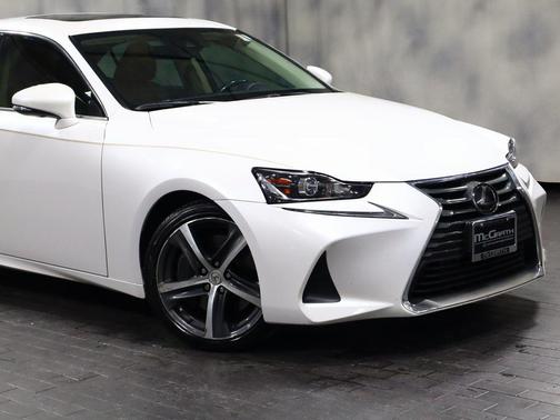 2018 Lexus IS 300 Base