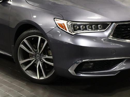 2019 Acura TLX V6 Advance