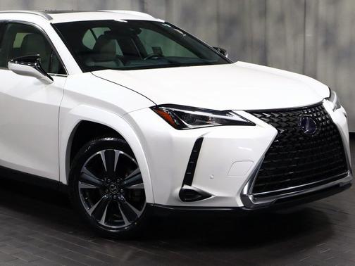 2022 Lexus UX 250h Base