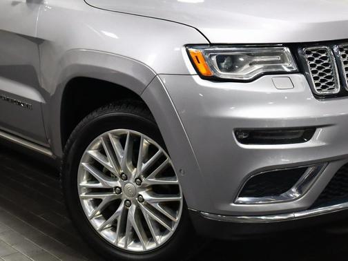 2018 Jeep Grand Cherokee Summit