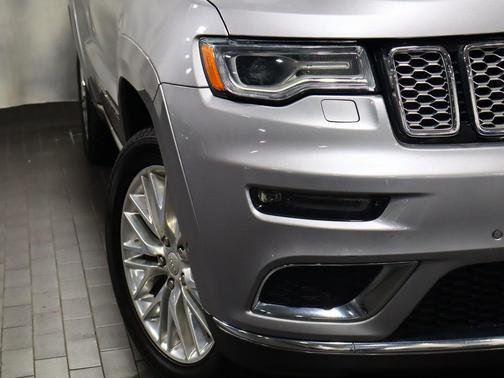 2018 Jeep Grand Cherokee Summit
