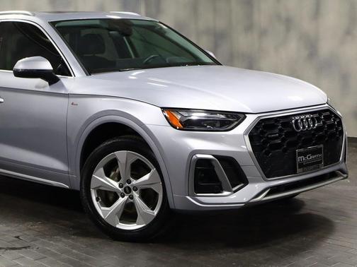 2022 Audi Q5 45 S line Premium Plus