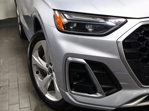 2022 Audi Q5 45 S line Premium Plus