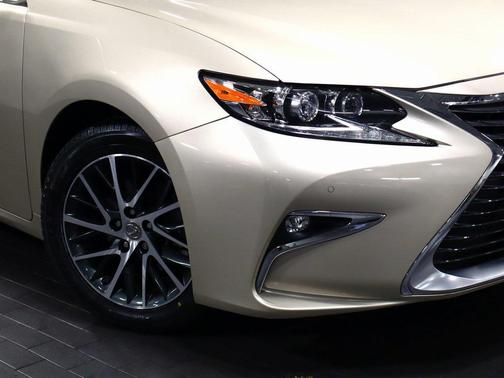2016 Lexus ES 350 Base