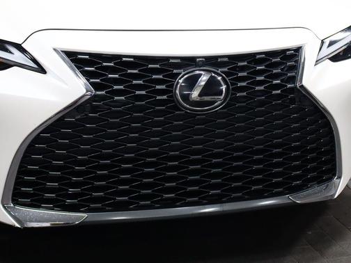 Eminent White Pearl 2022 Lexus IS 300 Base