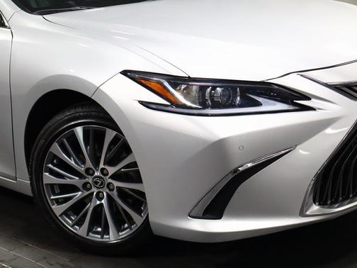 2019 Lexus ES 350 Base