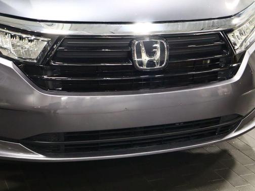 Modern Steel Metallic 2024 Honda Odyssey Elite