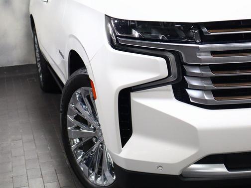 2022 Chevrolet Tahoe 4WD High Country