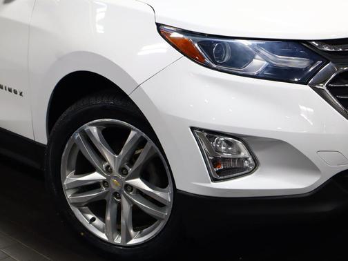 Summit White 2018 Chevrolet Equinox Premier
