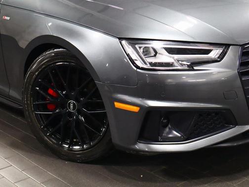 2019 Audi A4 2.0T Prestige