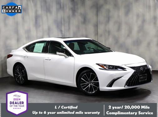 2023 Lexus ES 250 Base