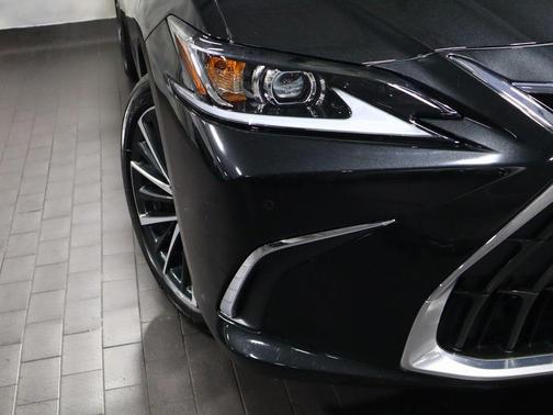 2024 Lexus ES 350 Base