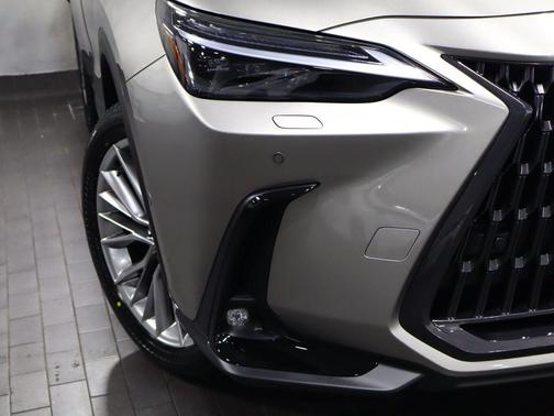 Atomic Silver 2026 Lexus NX 350h Luxury