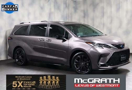 2021 Toyota Sienna XSE 7 Passenger