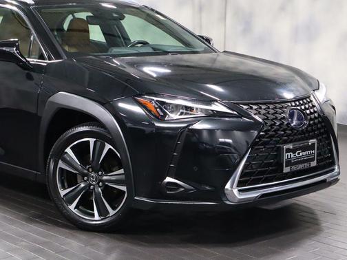 Caviar 2019 Lexus UX 250h Base