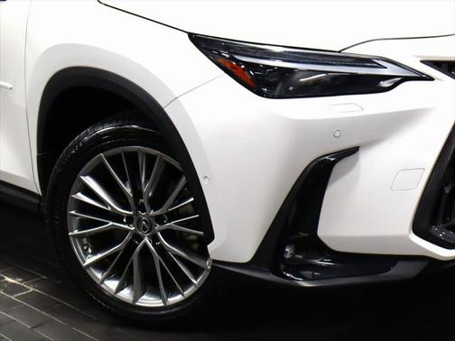 2022 Lexus NX 350h Luxury