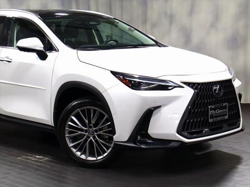 2022 Lexus NX 350h Luxury