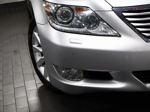 2010 Lexus LS 460 Base