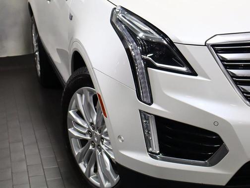 2019 Cadillac XT5 Premium Luxury