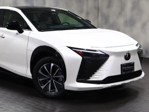 Eminent White Pearl 2023 Lexus RZ 450e Premium