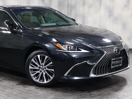 2021 Lexus ES 250 Base