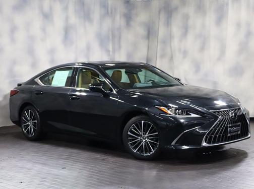 Caviar 2023 Lexus ES 300h Base