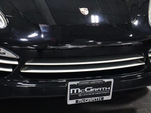 2014 Porsche Cayenne Platinum Edition