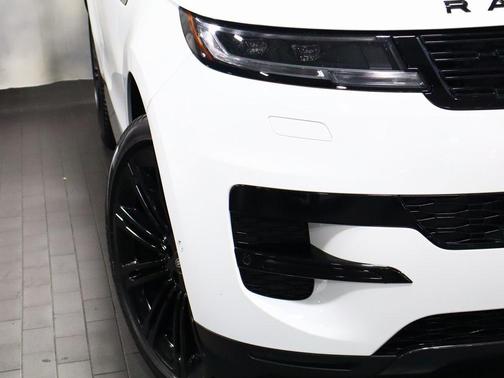 2024 Land Rover Range Rover Sport SE