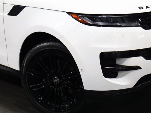 2024 Land Rover Range Rover Sport SE