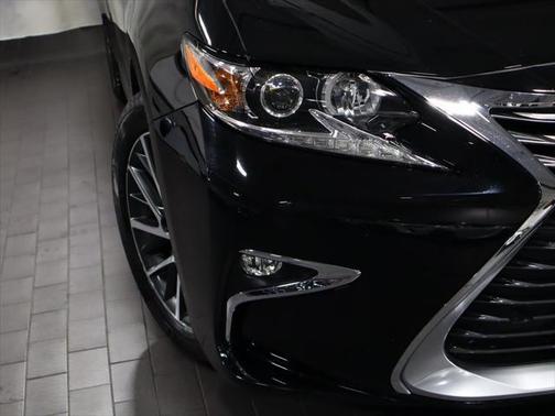 2017 Lexus ES 350 Base