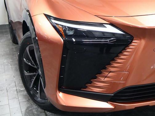 2026 Lexus RZ 350e FWD