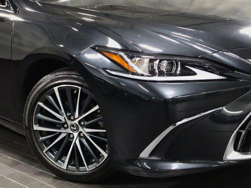 2022 Lexus ES 350 Base