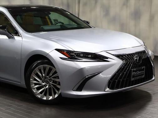 2023 Lexus ES 350 Ultra Luxury