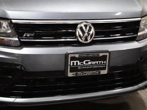 Platinum Gray Metallic 2021 Volkswagen Tiguan 2.0T SE R-Line Black 4MOTION