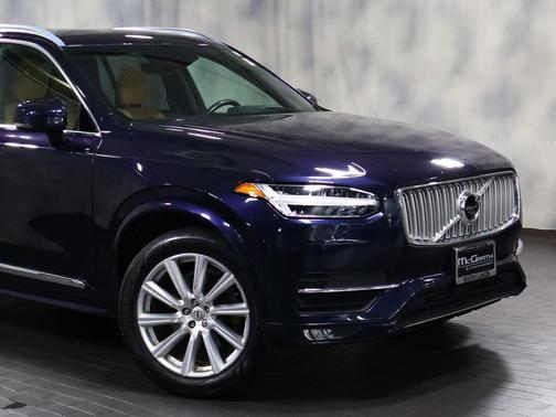 2019 Volvo XC90 T6 Inscription