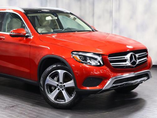 Hyacinth Red 2019 Mercedes-Benz GLC 300 4MATIC