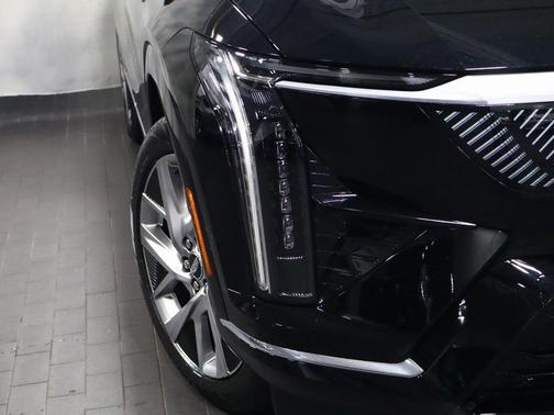 2025 Cadillac OPTIQ Luxury 1 AWD