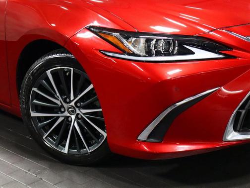 2022 Lexus ES 350 Base