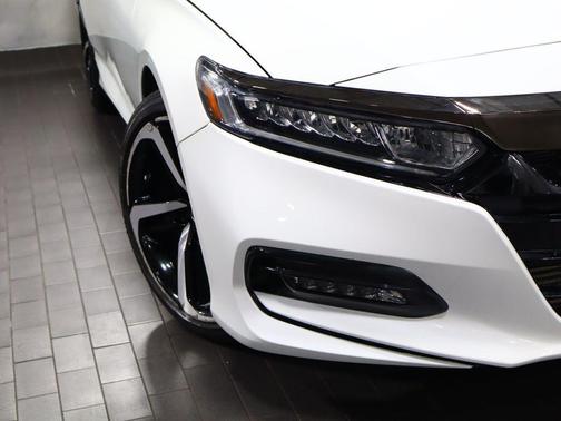 Platinum White Pearl 2020 Honda Accord Sport 2.0T
