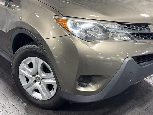 Pyrite Mica 2015 Toyota RAV4 LE