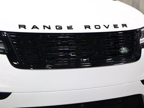 Fuji White 2024 Land Rover Range Rover Velar P250 SE R-Dynamic